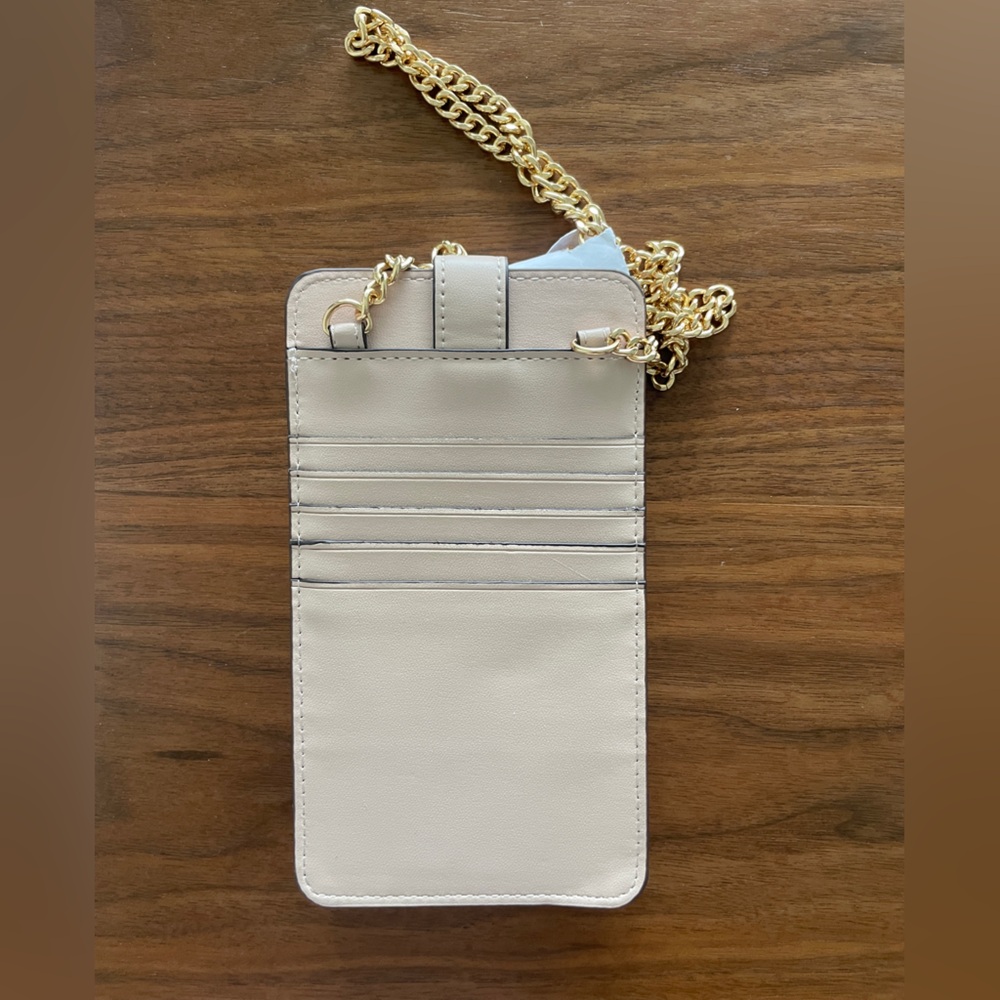 Michael Kors cellphone and card case - Picture 2 of 3